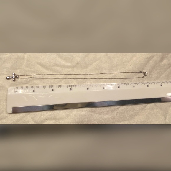 ✨SOLD✨ Tiffany & Co By Elsa Peretti Sterling Silver Cross 16" Necklace GUC - Picture 4 of 7